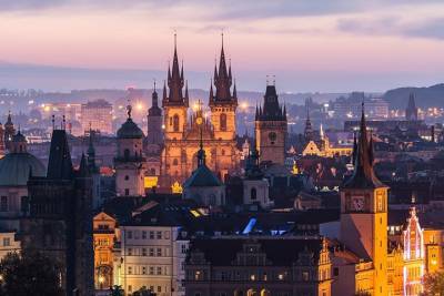 Власти Чехии предложили провести саммит России и США в Праге