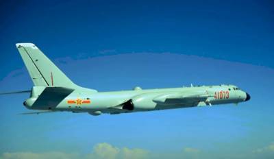 Китай поднял в воздух стратегическую бомбардировочную авиацию: отработка уничтожения условных целей на море