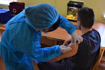 На вакцинацию в Украине выделили дополнительные 6.5 миллиардов, которые просил Степанов