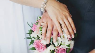 Астропсихолог назвала даты, в которые не стоит жениться в 2021 году
