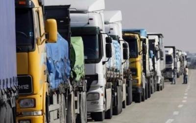 Транспортный коллапс на границе в Черниговской области: в простое оказались более 300 грузовиков