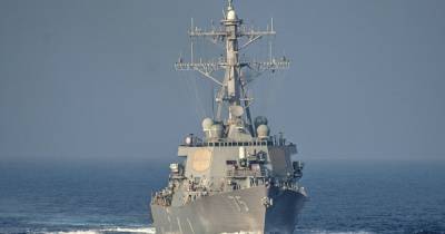Эсминцы ВМС США заходят в Черное море: в России истерично отправились встречать