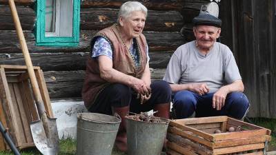 Ольга Ткачева - В Минздраве назвали предпочтительный вариант летнего отдыха для пенсионеров - iz.ru - Москва