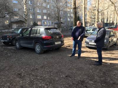 Больше ста протоколов за парковку на газонах составили на нижегородских водителей