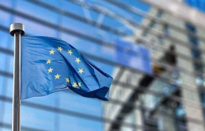 В Евросоюзе назвали сроки введения паспортов вакцинации