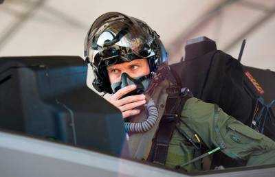 Русские военные пилоты довели лётчиков ВВС США до нервного срыва