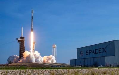SpaceX доставит на Луну миссию NASA
