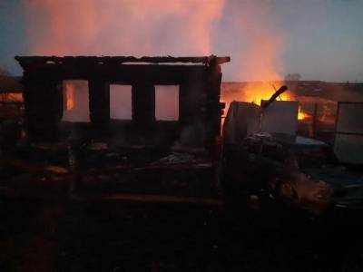 В Свердловской области при пожаре в частном доме погибли пятеро детей