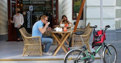 В Москве захотели построить летние кафе на месте парковок
