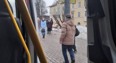 Перевозчики отказались работать на популярном маршруте в Ярославле: причины