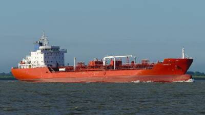 Экипаж танкера, захваченный в Гвинейском заливе, освобожден