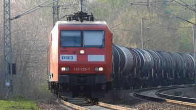 Подросток погиб под колесами грузового поезда на железной дороге в Прикамье