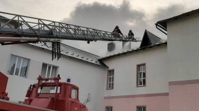 На Прикарпатье случился пожар в COVID-больнице