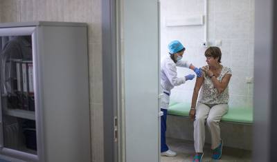 Свыше миллиона москвичей сделали прививку от ковида