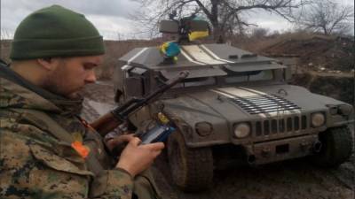 США продолжат поставки вооружения Украине