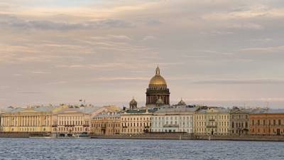 Скандинавский антициклон разгонит облака над Петербургом