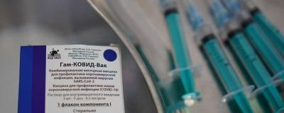 Собянин: 820 тысяч москвичей полностью завершили вакцинацию