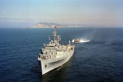 МИД Турции подтвердил отмену прохода военных кораблей США в Черное море