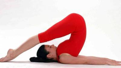 ​4 упражнения, которые очень полезны женщинам
