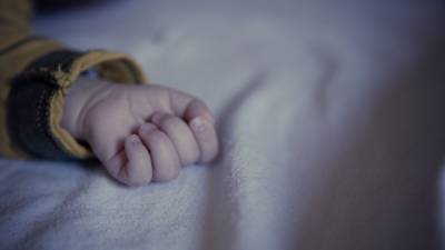 Астраханские врачи спасли новорожденного от убийства матерью