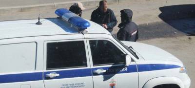 Полицейские задержали и отпустили пешехода, кидавшегося под машины в Петрозаводске (ФОТО)