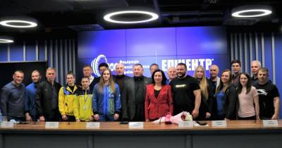 Новости компаний За победу в Чемпионате Европы 2021 сборная Украины по тяжелой атлетике получила призовые от "Эпицентра"