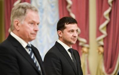 Зеленский обсудил гибридные угрозы с президентом Финляндии