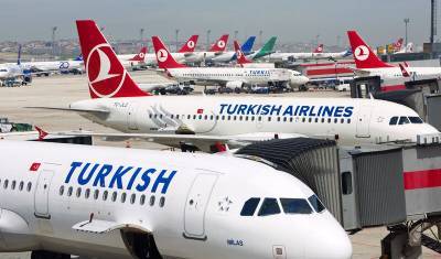 Турецкие авиакомпании начали отказывать россиянам в обратных рейсах в Москву