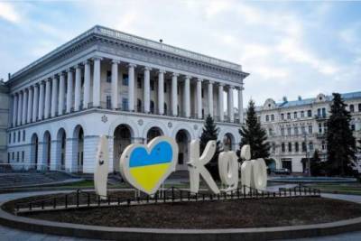 В Киеве назвали «сказками от дяди Пети» обсуждение подачи воды на встрече Зеленского и Макрона