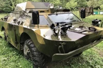 БТР по сходной цене: в Украине выставили на продажу броневик
