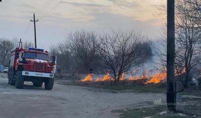 Из-за поджога травы в Данковском районе сгорели два дома