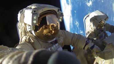 В Федерации космонавтики России оценили повешение зарплат космонавтов