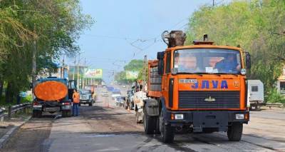 Какие дороги в Луганске отремонтируют к 9 мая, а какие до конца года