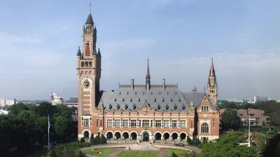 Голландский суд рассмотрит вопрос о компенсациях родственникам жертв катастрофы MH17