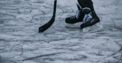 В Петербурге может пройти хоккейный матч на льду Невы с участием мировых звёзд