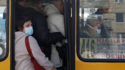 В маршрутки – по спецпропускам: в КГГА опубликовали документ о продлении локдауна в Киеве