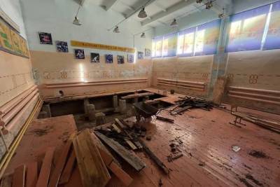 Спортзал в школе в Агинском районе 10 месяцев находится в аварийном состоянии