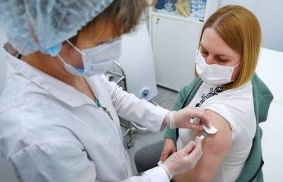 Скворцова заявила об испытаниях вакцины от COVID-19 с 17-летним иммунитетом