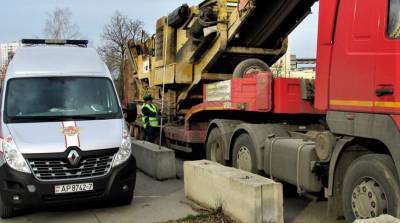 В Гродно водитель вез 57 т груза на тягаче без техосмотра