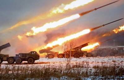 Россия стянула к границе с Украиной разрушительное вооружение