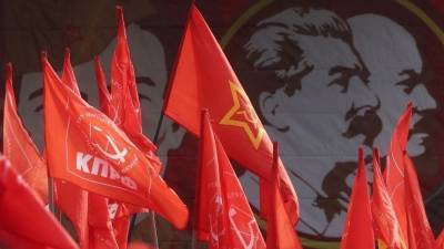 В КПРФ устроили совещание ЦК партии после новостей о подготовке переворота