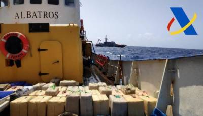 В Испании задержали украинских моряков: на их судне обнаружили 18 тонн наркотиков