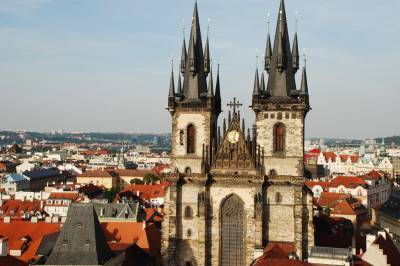 Коронавирус против бизнеса: как в Праге поддерживают предпринимателей