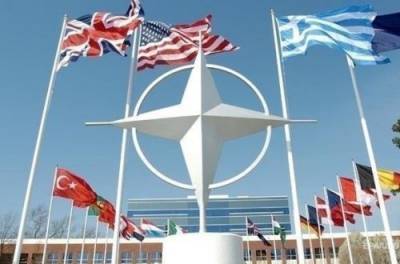 В НАТО одобрили санкционную политику США против России