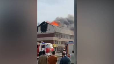 Пожар вспыхнул в офисном здании на юго-востоке Москвы