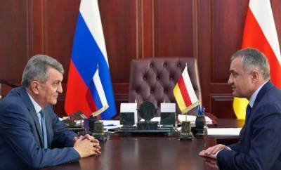 Меняйло намерен укреплять отношения с Южной Осетией