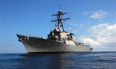 СМИ узнали, почему США передумали отправлять эсминцы в Черное море