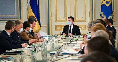 В СНБО тайно обсудили ситуацию на Донбассе