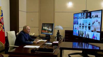 Вести в 20:00. Путин потребовал от чиновников избавиться от абсурдных норм и правил