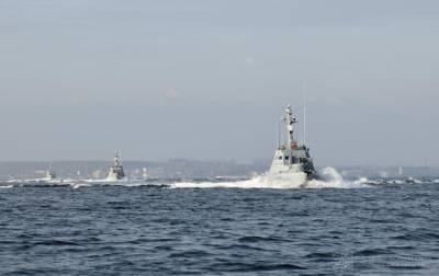 В Азовском море произошло столкновение военных катеров РФ и Украины